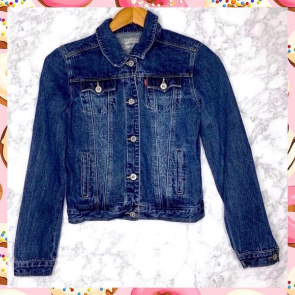 Levi's Other - Levi’s Girls Y2K Medium Wash Classic Denim Trucker Jacket Size 16 Button Up